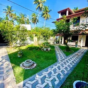  Station touristique Dinu Lanka